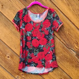 LuLaRoe 136 Classic T Red Roses